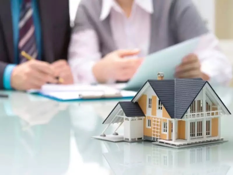 Refinancing a Mortgage: When Does It Make Sense?